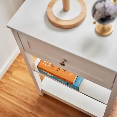 Niro I Design Apartment, Modern, Ebenerdig Weinheim