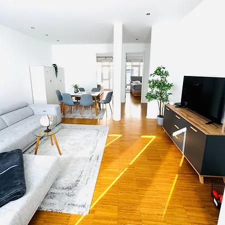 Niro I Design Apartment, Modern, Ebenerdig, 3 Schlafzimmer * Weinheim